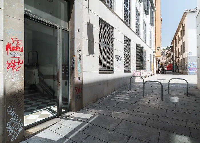 Tuguest Postigo I Catedral - Free Parking